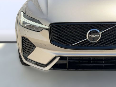 Certified 2026 Volvo XC60 B5 Ultra w/ Climate Package AWD/4WD image 29