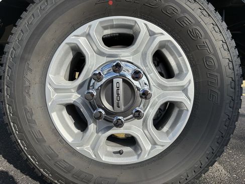 New 2026 Ford F250 XLT w/ XLT Premium Package image 62