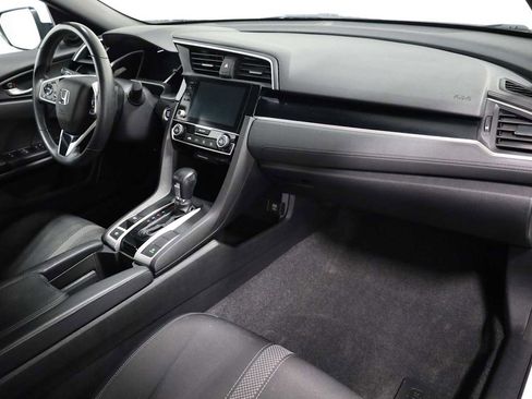 Used 2019 Honda Civic Sport image 6