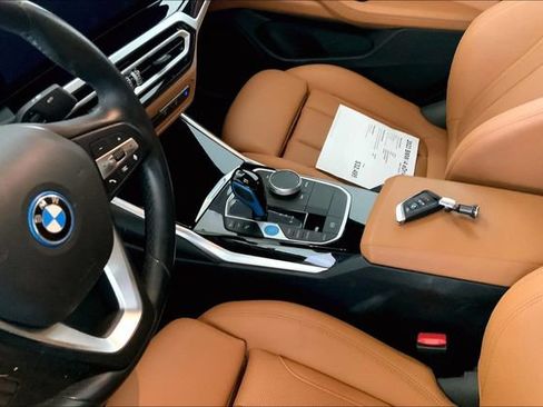 Used 2023 BMW i4 eDrive35 w/ Parking Assistance Package RWD image 8