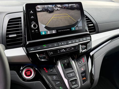 Certified 2026 Honda Odyssey Touring image 52
