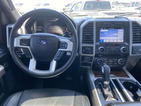 Certified 2018 Ford F150 Lariat w/ Equipment Group 502A Luxury AWD/4WD image 12