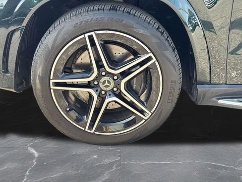 Used 2023 Mercedes-Benz GLS 450 4MATIC w/ AMG Line Exterior image 43