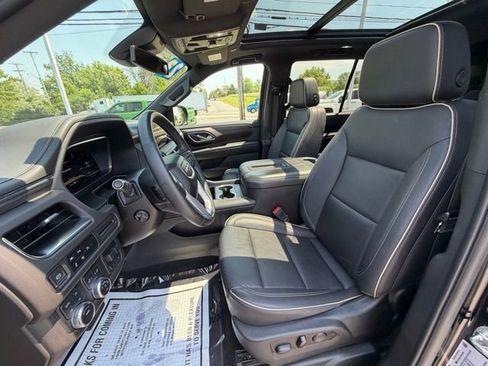 Certified 2023 GMC Yukon SLT w/ SLT Premium Package AWD/4WD image 36