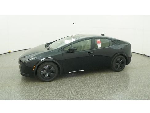 New 2026 Toyota Prius LE image 2