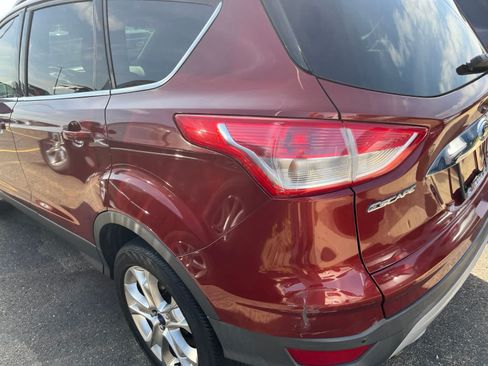 Used 2014 Ford Escape Titanium w/ Equipment Group 401A AWD/4WD image 11