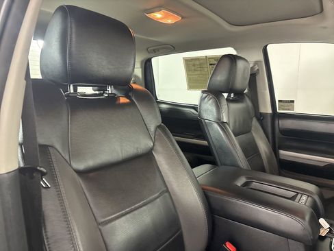Used 2020 Toyota Tundra Limited image 30