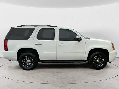 Used 2014 GMC Yukon SLT AWD/4WD image 4