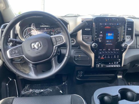 Used 2024 RAM 2500 Laramie w/ Safety Group AWD/4WD image 10