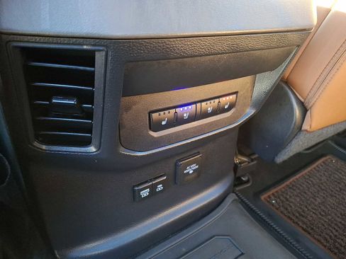 Used 2023 Toyota Tundra 1794 Edition image 7