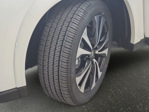 New 2026 Lexus UX 300h AWD image 33