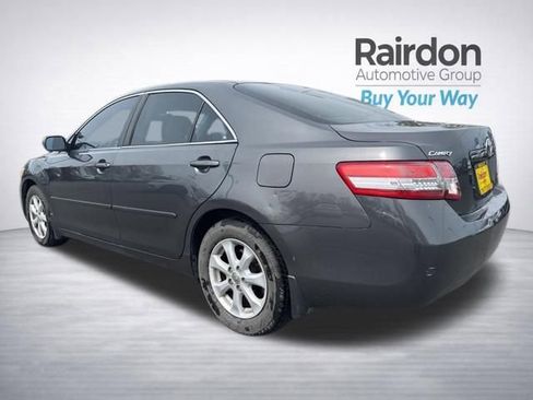 Used 2011 Toyota Camry LE w/ LE Extra-Value Pkg image 5
