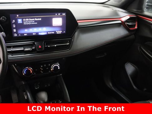 Used 2024 Chevrolet TrailBlazer RS image 16