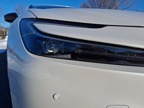 Used 2024 Toyota Prius Prime XSE image 10