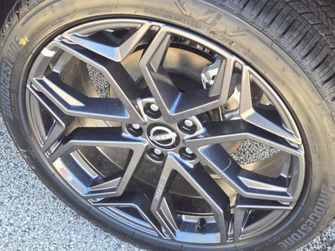 Used 2026 Nissan Kicks SR w/ SR Premium Package FWD image 15