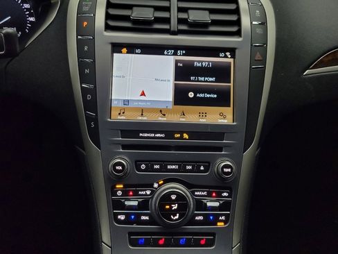 Used 2017 Lincoln MKZ Reserve image 25