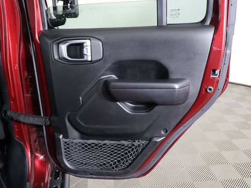 Used 2021 Jeep Wrangler Unlimited Sport AWD/4WD image 23