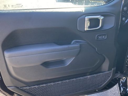 New 2026 Jeep Gladiator Sport image 12