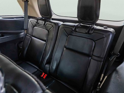 Used 2023 Lincoln Aviator Reserve w/ Jet Package AWD/4WD image 22