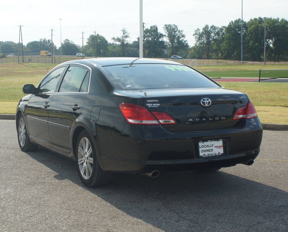 Used 2006 Toyota Avalon Limited FWD image 12