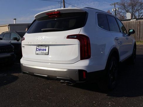New 2025 Kia Telluride S image 6