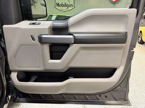 Used 2018 Ford F150 XLT AWD/4WD image 38
