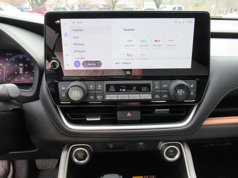 Used 2025 Toyota Grand Highlander FWD image 27