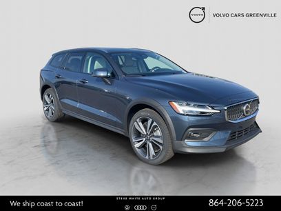 New 2026 Volvo V60 B5 Cross Country Plus w/ Climate Package