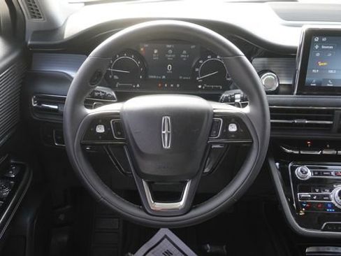 Used 2022 Lincoln Corsair AWD w/ Equipment Group 101A image 17