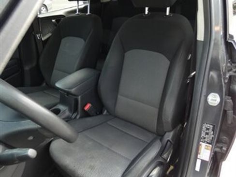 Used 2020 Kia Soul LX FWD image 37