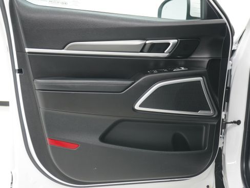 Used 2020 Kia Telluride S FWD image 16