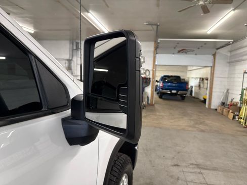 Used 2024 Chevrolet Silverado 2500 LT AWD/4WD image 73
