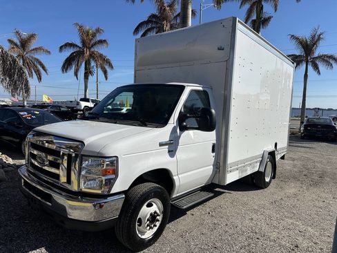 Used 2019 Ford E-350 and Econoline 350 Super Duty w/ Power Windows & Locks Group image 1