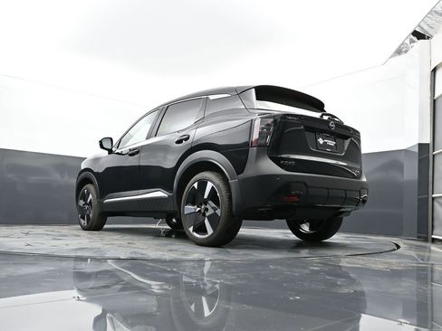 New 2025 Nissan Kicks SR AWD/4WD image 25