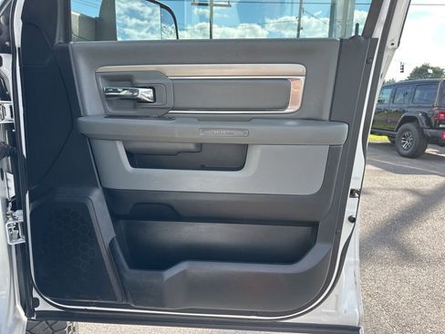 Used 2017 RAM 2500 SLT AWD/4WD image 22