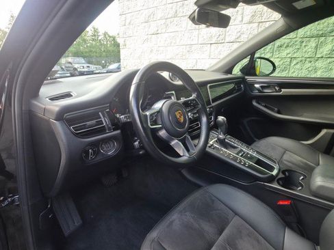 Used 2021 Porsche Macan AWD/4WD image 5