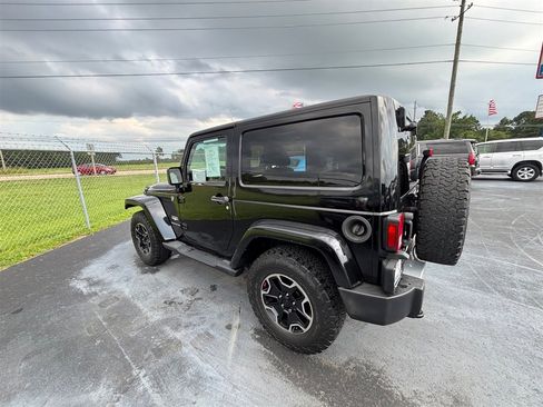 Used 2015 Jeep Wrangler Sahara w/ Connectivity Group image 3