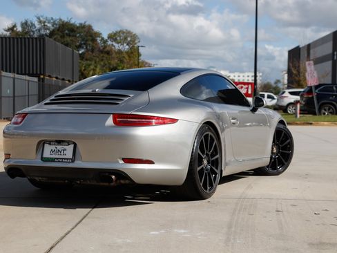 Used 2013 Porsche 911 Carrera 4 image 34