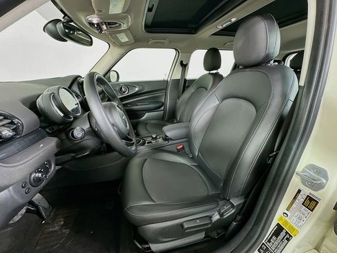 Used 2017 MINI Cooper Clubman ALL4 image 16