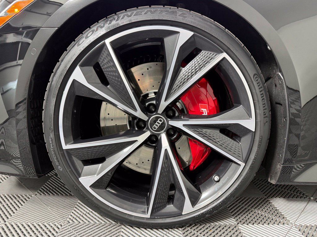 Used 2022 Audi RS 7 Sportback AWD/4WD image 12