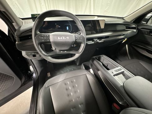 New 2026 Kia EV9 Wind image 15