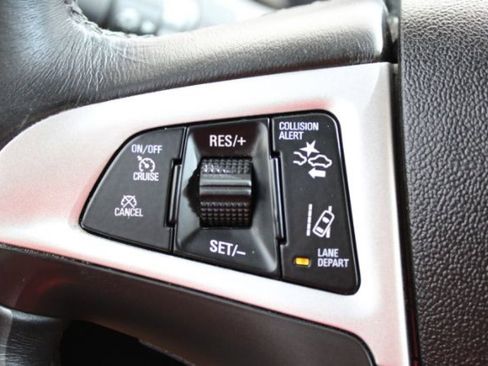 Used 2013 Chevrolet Equinox LTZ image 17