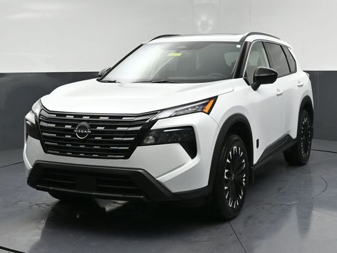 New 2026 Nissan Rogue SV image 3