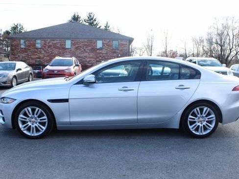 Used 2020 Jaguar XE S image 5