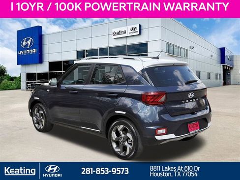 Used 2024 Hyundai Venue Limited FWD image 7