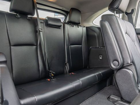 Used 2022 Toyota Highlander Platinum FWD image 24