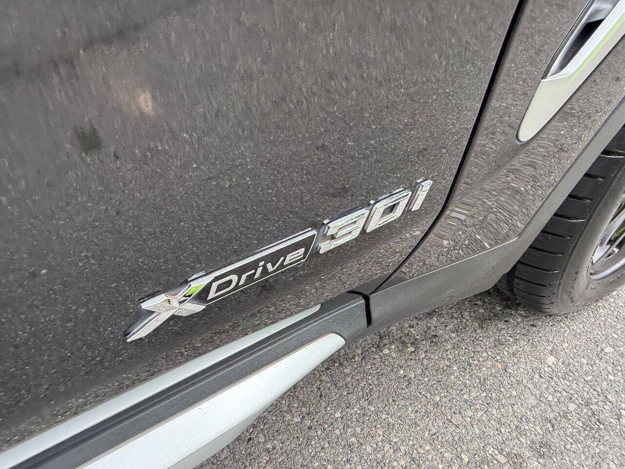 Used 2018 BMW X3 xDrive30i w/ Executive Package AWD/4WD image 8