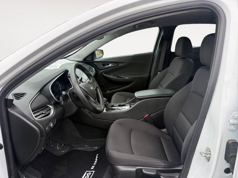 Used 2023 Chevrolet Malibu LS FWD image 10