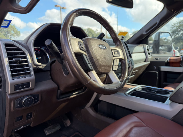 Used 2021 Ford F350 King Ranch w/ King Ranch Ultimate Package AWD/4WD image 5
