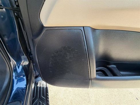 Used 2019 Nissan Armada Platinum w/ Captain's Chairs Package AWD/4WD image 38